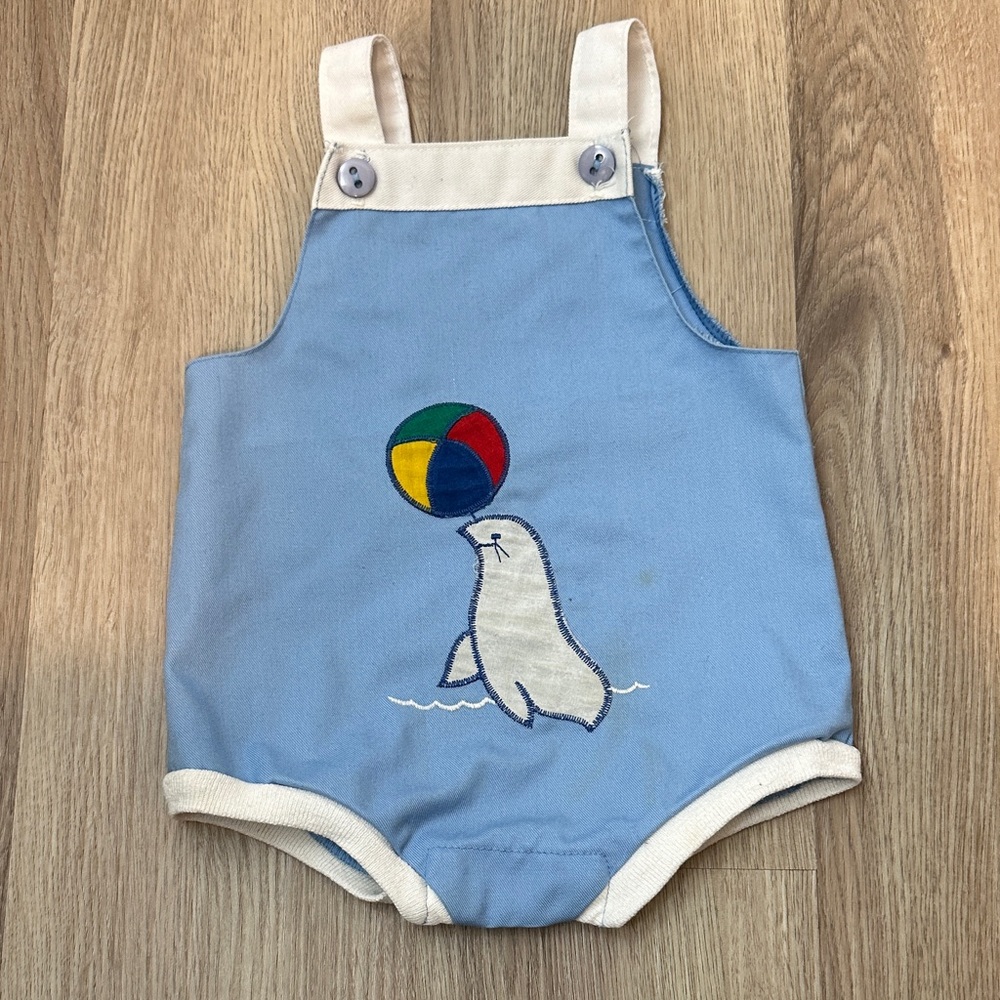 Baby vintage romper